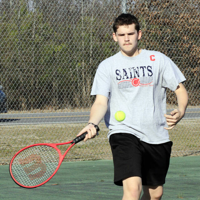 130412253_web1_SWTEN1
Southern Waynes Aaron Whiting returns a shot against his East Wake opponent at No. 1 singles Tuesday afternoon. (Rudy Coggins|mountolivetribune.com)
