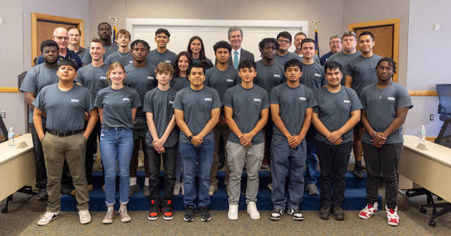 130750552_web1_Gov-Cooper-social
North Carolina Governor Roy Cooper, pictured with students and instructors in the inaugural SEED pre-apprenticeship academy, visited WCCs campus to help celebrate the initiative.