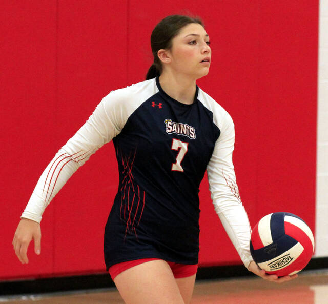 130953451_web1_SWTaylorVB
Southern Wayne senior Taylor Lee serves during a recent match. A four-year varsity starter, Lee surpassed the 1,000-assist mark for career against South Johnston on Monday afternoon. (Rudy Coggins|mountolivetribune.com)