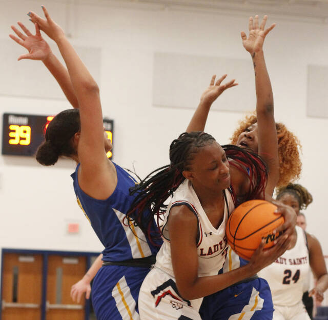 131065249_web1_SPO-Saints-BKB-outlook-11.13.24
Southern Wayne senior guard Neveah Hines-Bass, with ball, can expect double- and triple-team defensive schemes against her on the court this season. (Rudy Coggins|mountolivetribune.com)