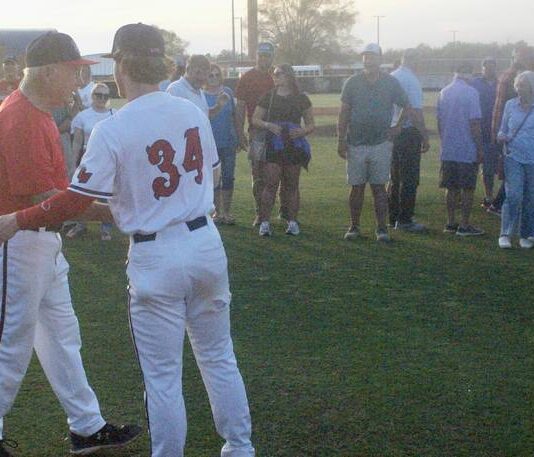 
			
				                                Legendary coach Doyle Whitfield was inducted into the NCHSAA Hall of Fame Friday night during a ceremony at Southern Wayne High School. (Robert P. Taylor|Mountolivetribune.com)
 
			
		