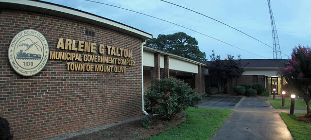 131434166_web1_Town-Hall
Mount Olive town commissioners met in closed session for about an hour on Friday, April 4, to discuss the search for a new town manager. Mayor Pro-tem Barbara Kornegay, who presided over the session, called it a productive session, but could not comment since it involved personnel. (Steve Herring|mountolivetribune.com)