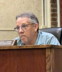 Mount Olive hires new town manager