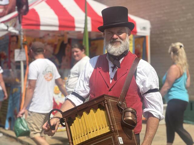 Scenes from the 40th Annual Mount Olive Pickle Festival. (Dylan Atwood|mountolivetribune.com)